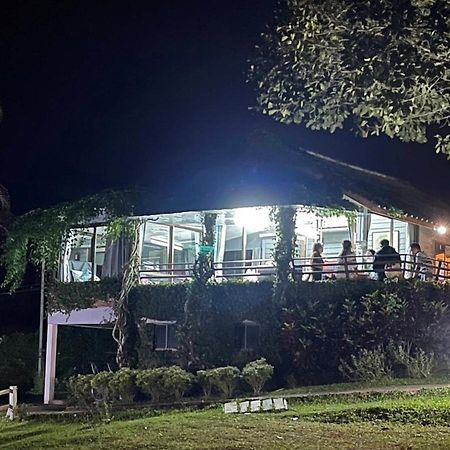 เขาเจ้าขา2 บ้านดอกไม้ Кхао-Кхо Экстерьер фото